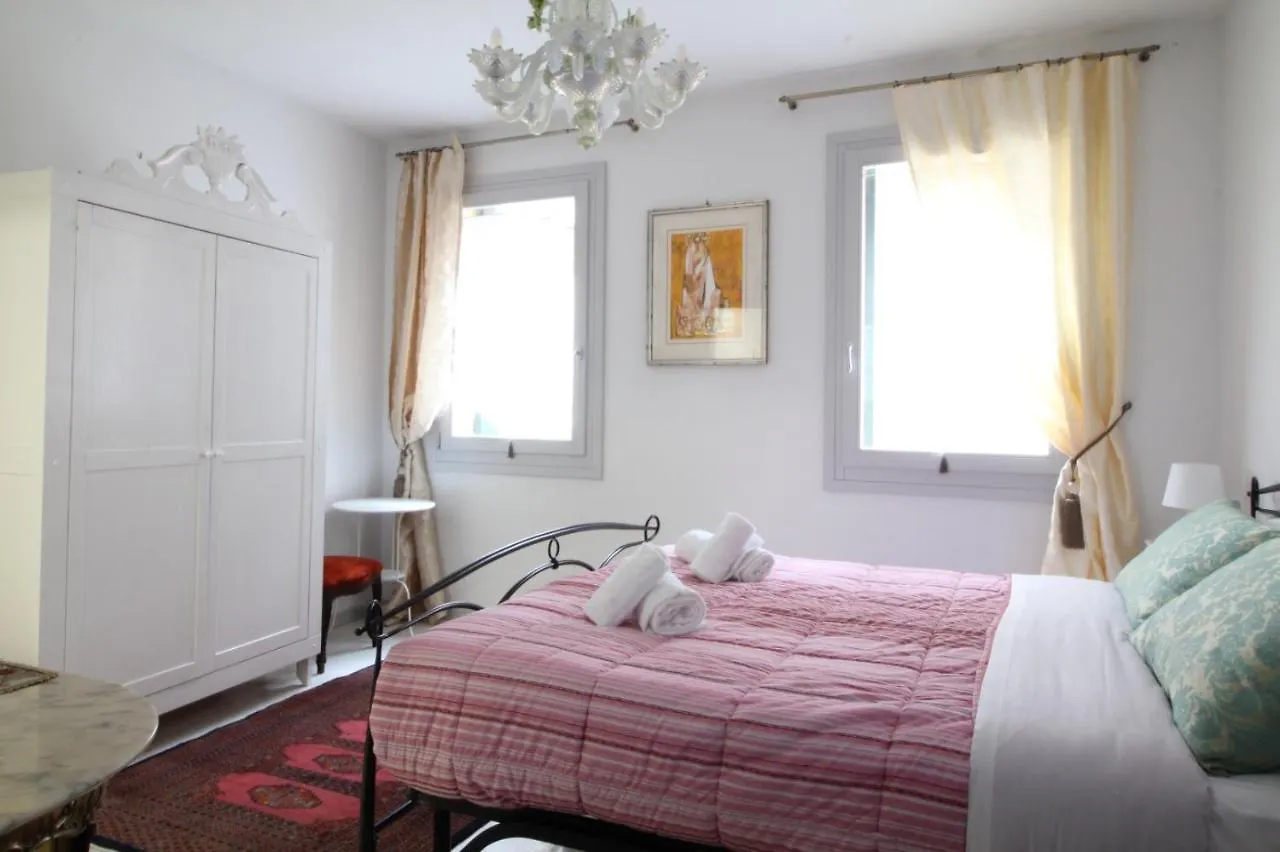 Love Gentile Venedig Apartment